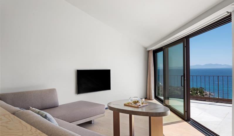 SIX SENSES KAPLANKAYA - RIDGE FAMILY TERRACE ROOM  LIVING AREA